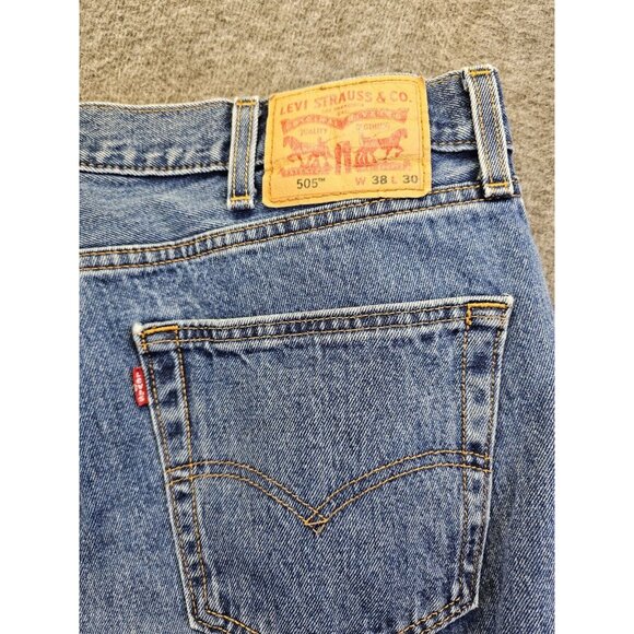 Levis 505 Jeans Mens 38x30 Blue Med Wash Denim Regular Fit Straight Leg Classic - Picture 4 of 10